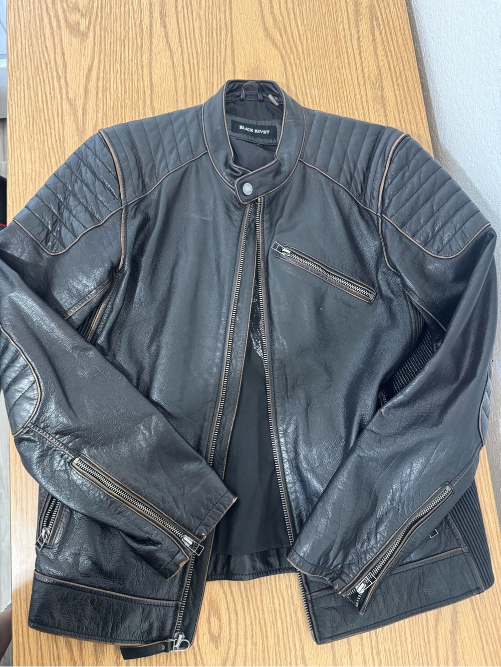 Black Rivet Men's Black Quilted Shoulder Leather Jacket